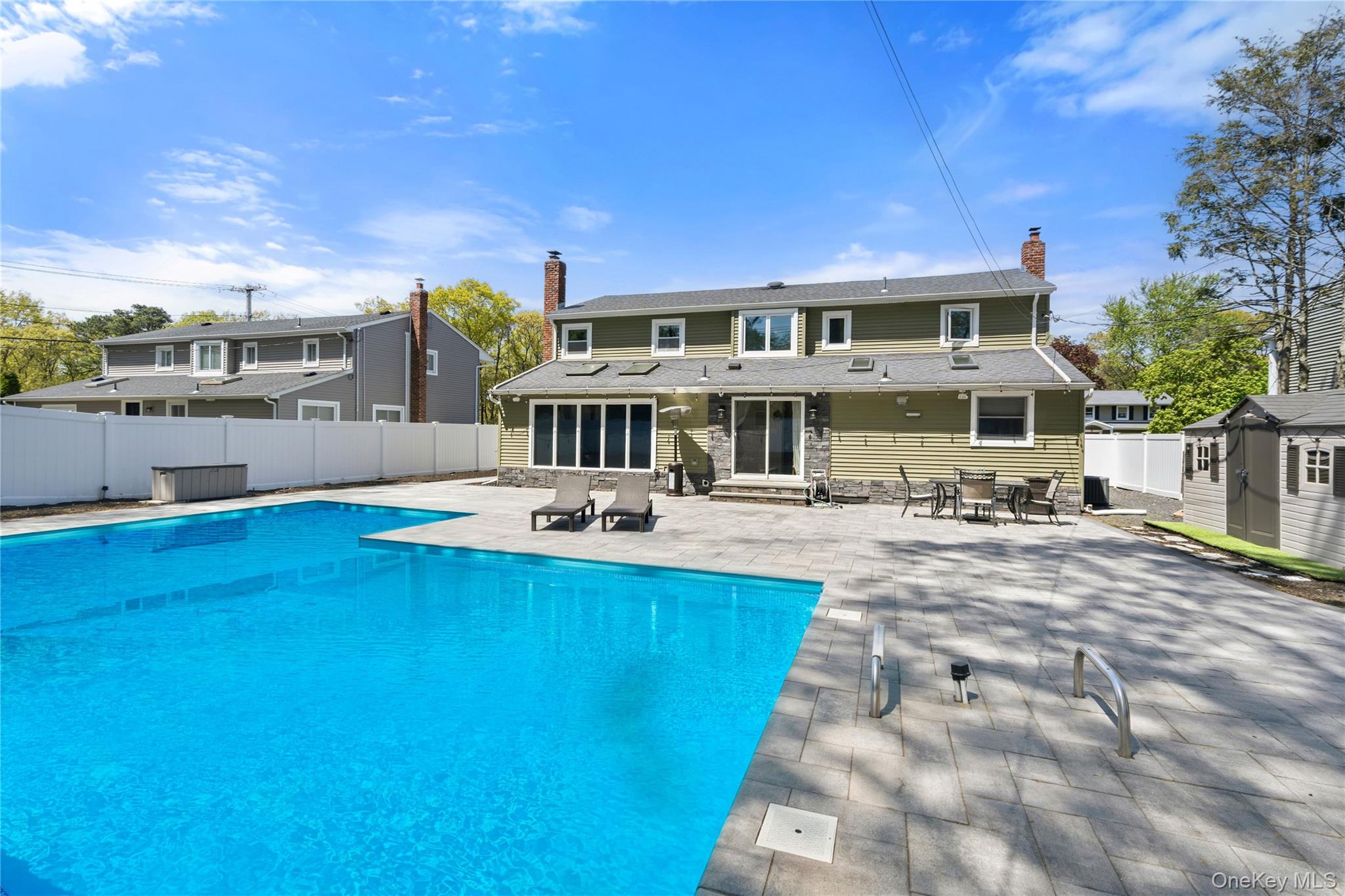 50 Abbot Road Smithtown, NY 11787 - Photo 37 of 50