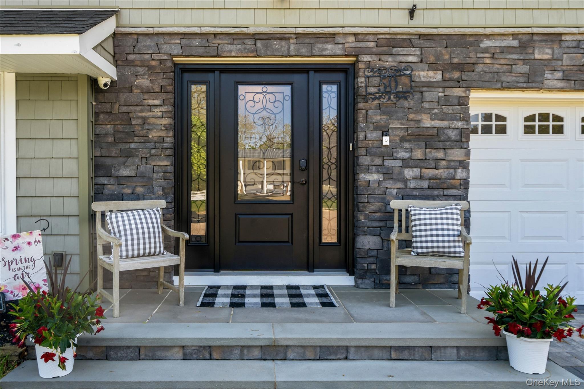 50 Abbot Road Smithtown, NY 11787 - Photo 4 of 50