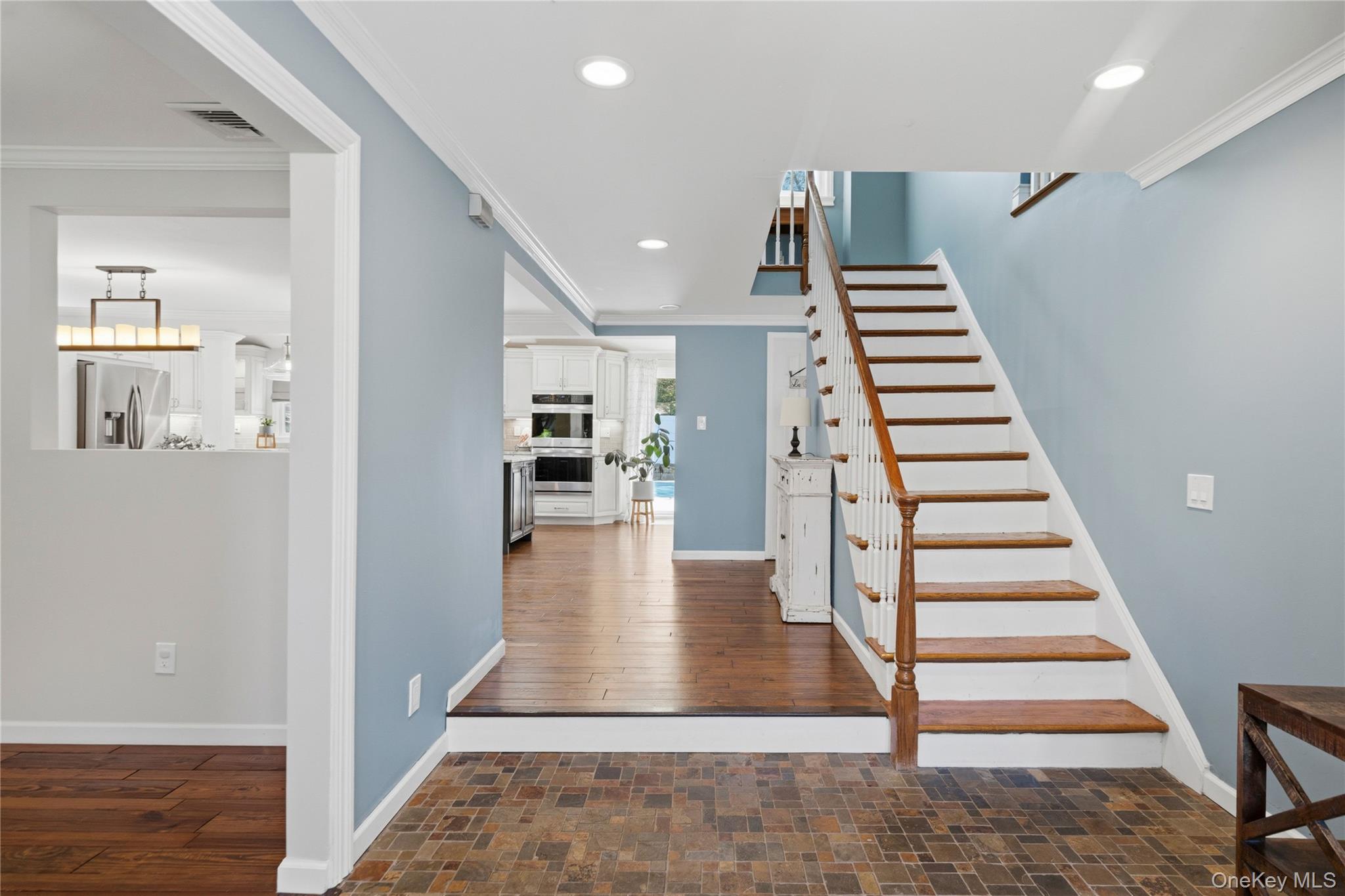 50 Abbot Road Smithtown, NY 11787 - Photo 5 of 50