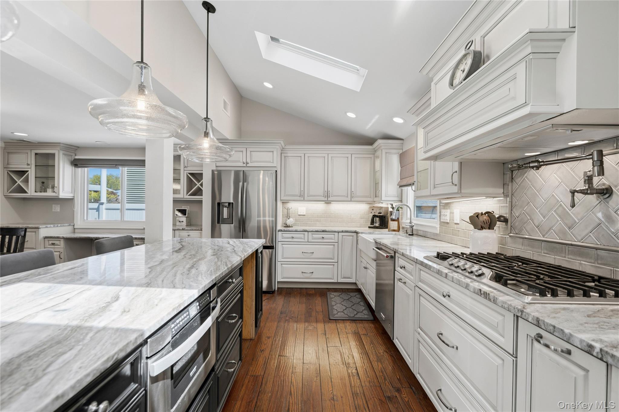 50 Abbot Road Smithtown, NY 11787 - Photo 8 of 50