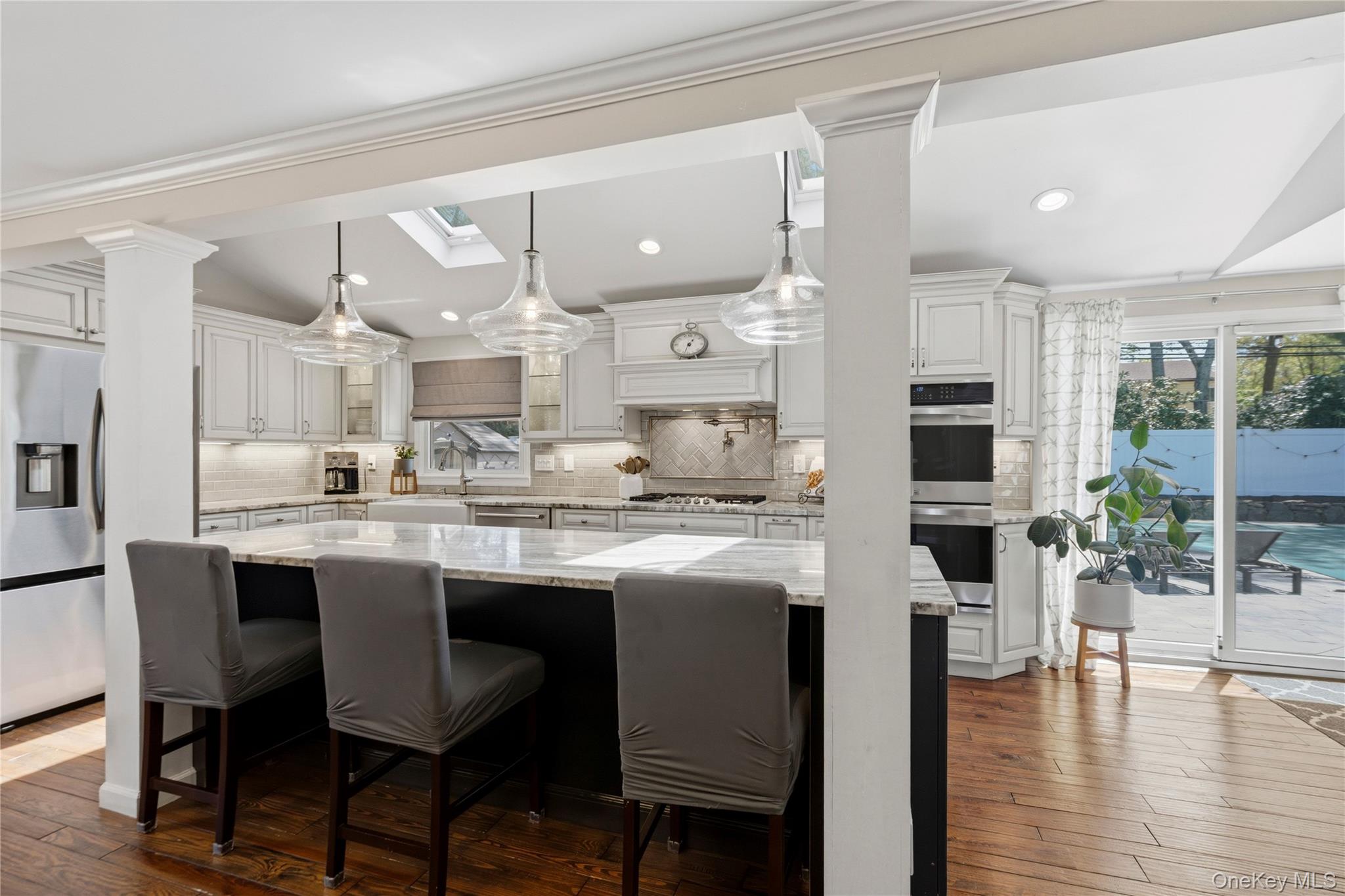 50 Abbot Road Smithtown, NY 11787 - Photo 9 of 50