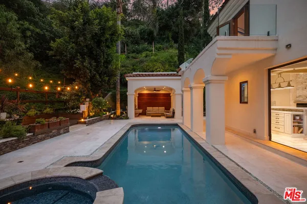 $5,950,000 | 2468 Coldwater Canyon Drive, Beverly Hills, CA 90210