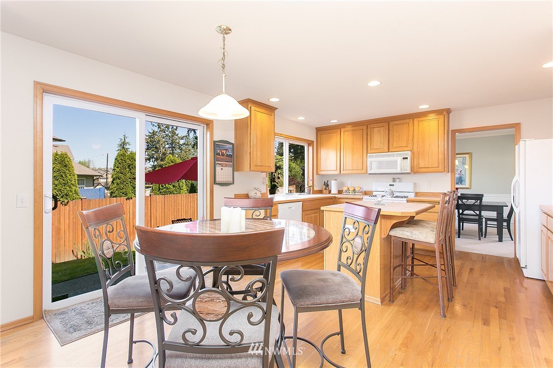 3309 191st Street Southeast Bothell, WA 98012 - Photo 11 of 25