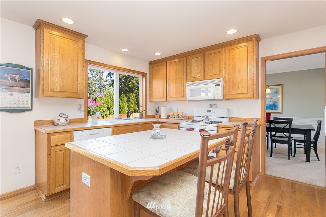 3309 191st Street Southeast Bothell, WA 98012 - Photo 13 of 25