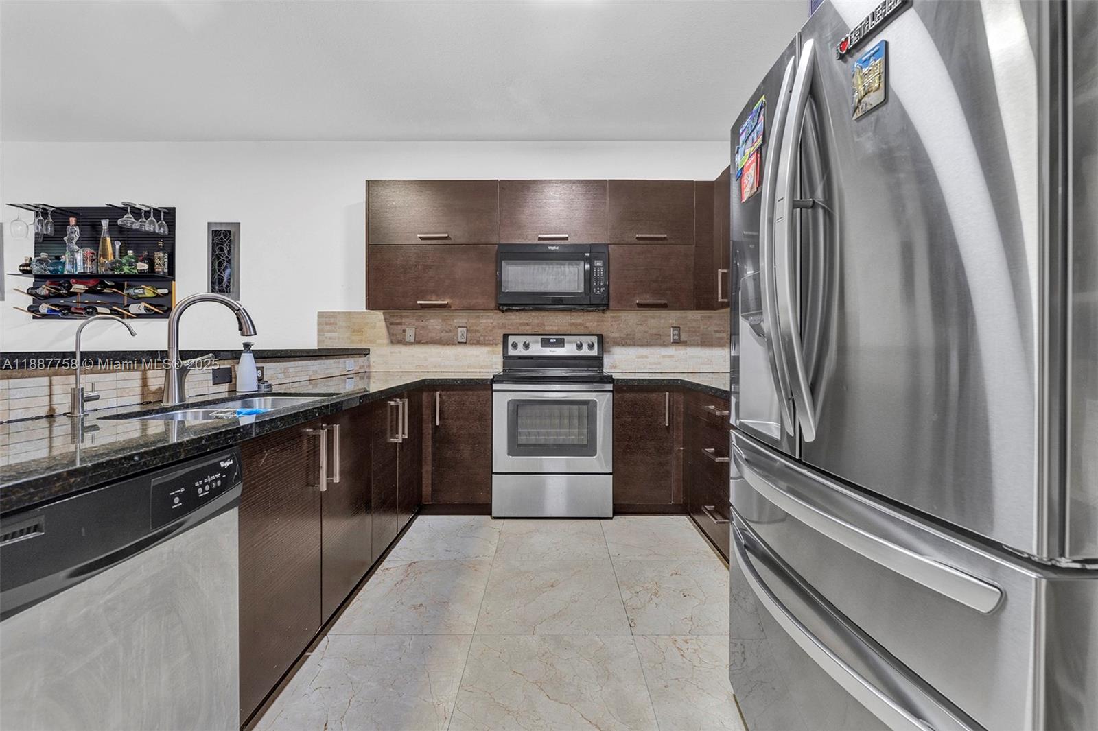 9770 Northwest 10th Street Miami, FL 33172 - Photo 3 of 63