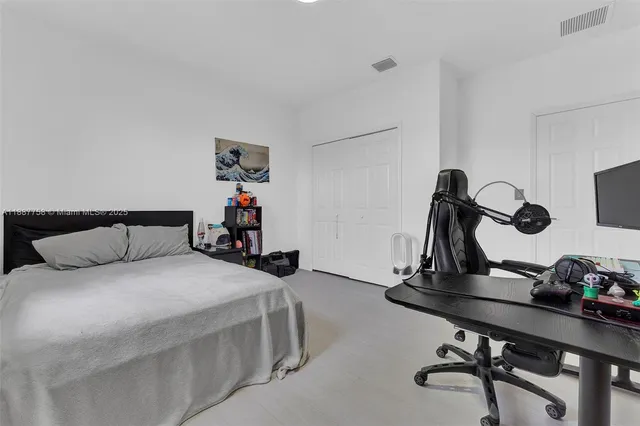 $880,000 | 9770 Northwest 10th Street, Miami, FL 33172