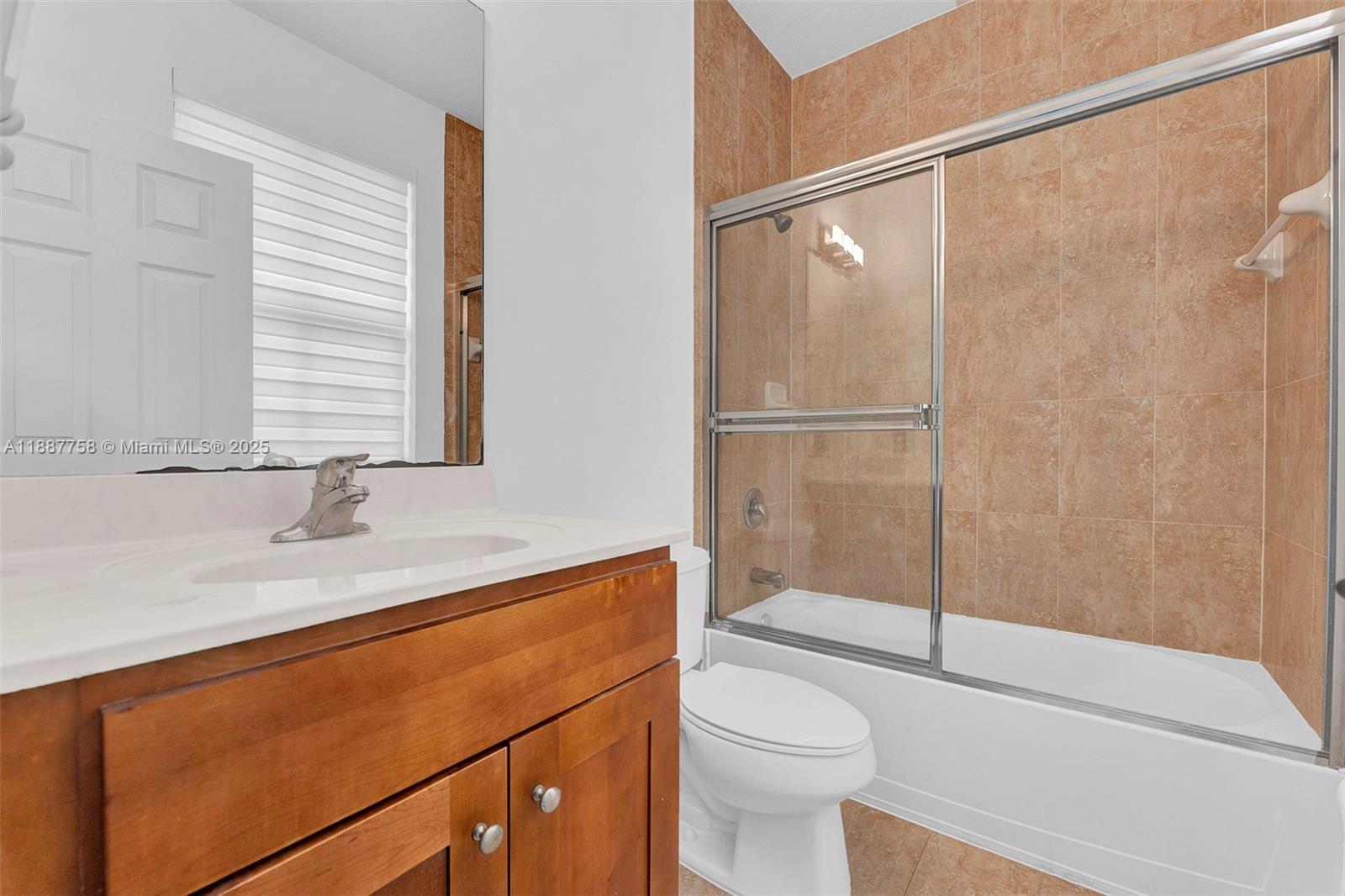 9770 Northwest 10th Street Miami, FL 33172 - Photo 35 of 63