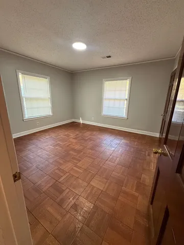 $1,750 | 3443 Barron Avenue, Memphis, TN 38111