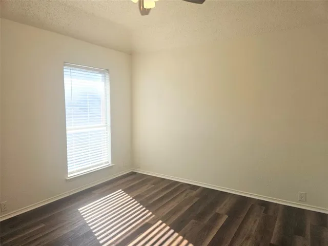 $2,000 | 885 Stafford Station Drive, Saginaw, TX 76131