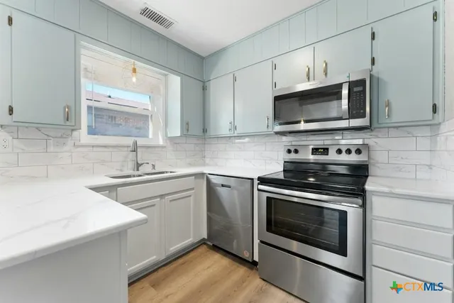 $2,200 | 2202 Spicewood Drive, Killeen, TX 76543