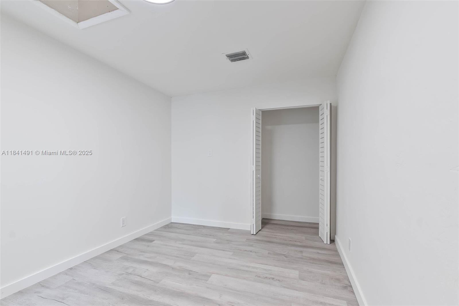 25 Northwest 78th Street, Unit 1 Miami, FL 33150 - Photo 24 of 35