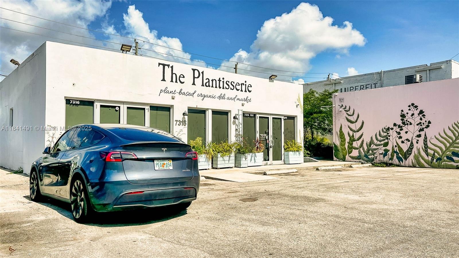 25 Northwest 78th Street, Unit 1 Miami, FL 33150 - Photo 34 of 35