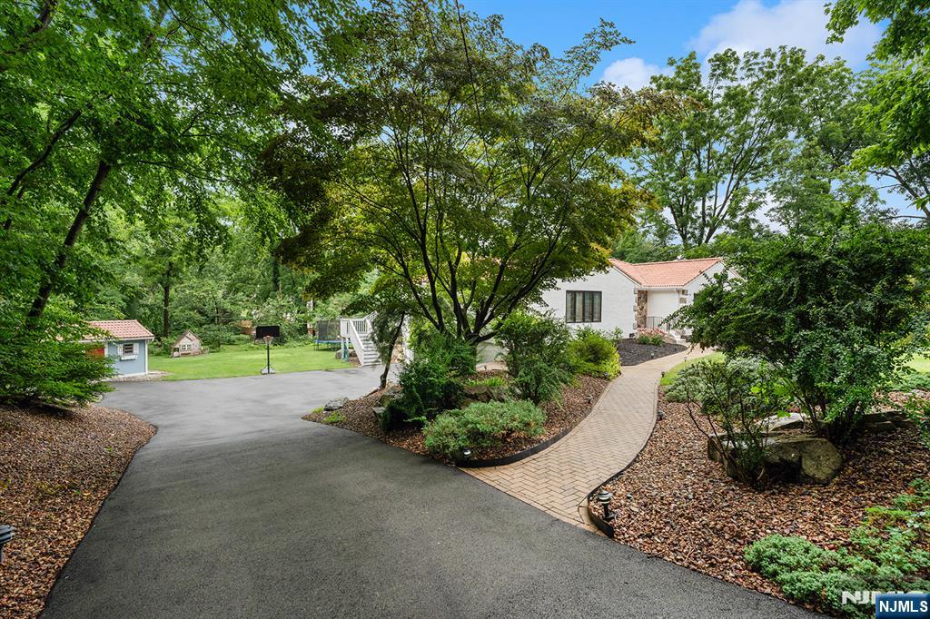 4 Daniel Lane Butler, NJ 07405 - Photo 46 of 47