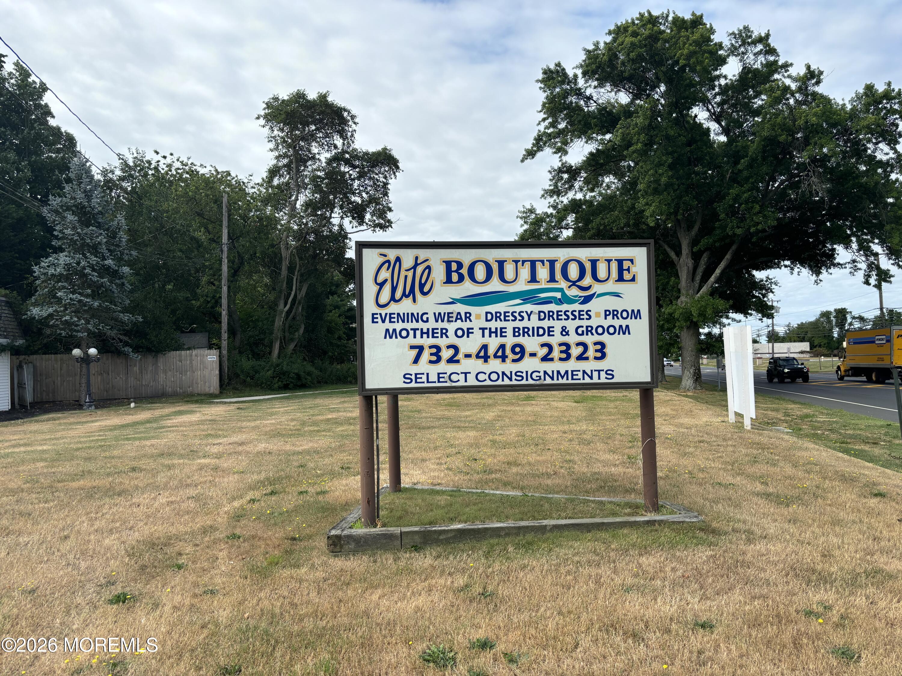 35 State Route Wall, NJ 07719 - Photo 2 of 2 Sign 3