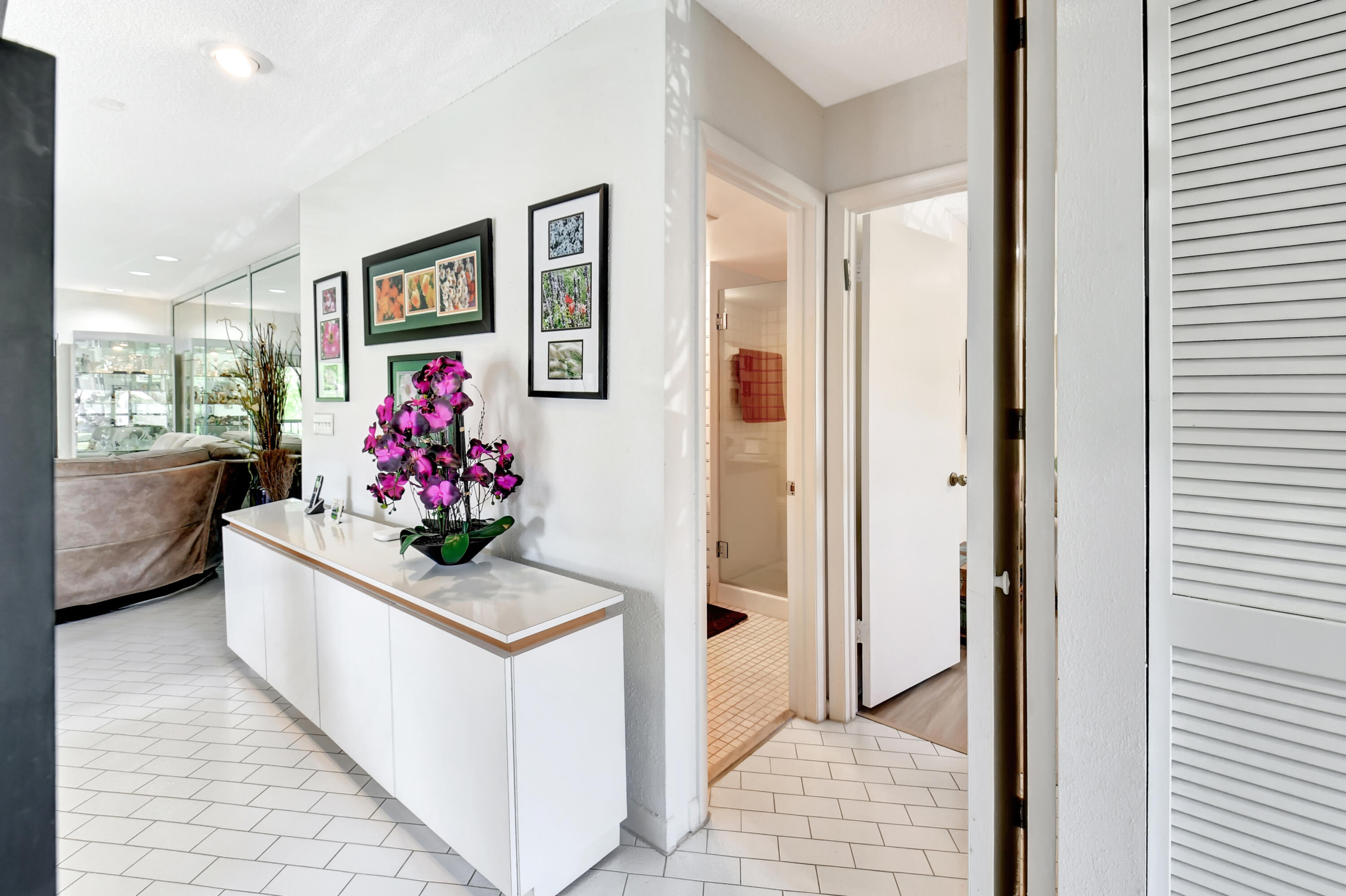 15 Stratford Drive, Unit B Boynton Beach, FL 33436 - Photo 10 of 84 Additional En Suite Door