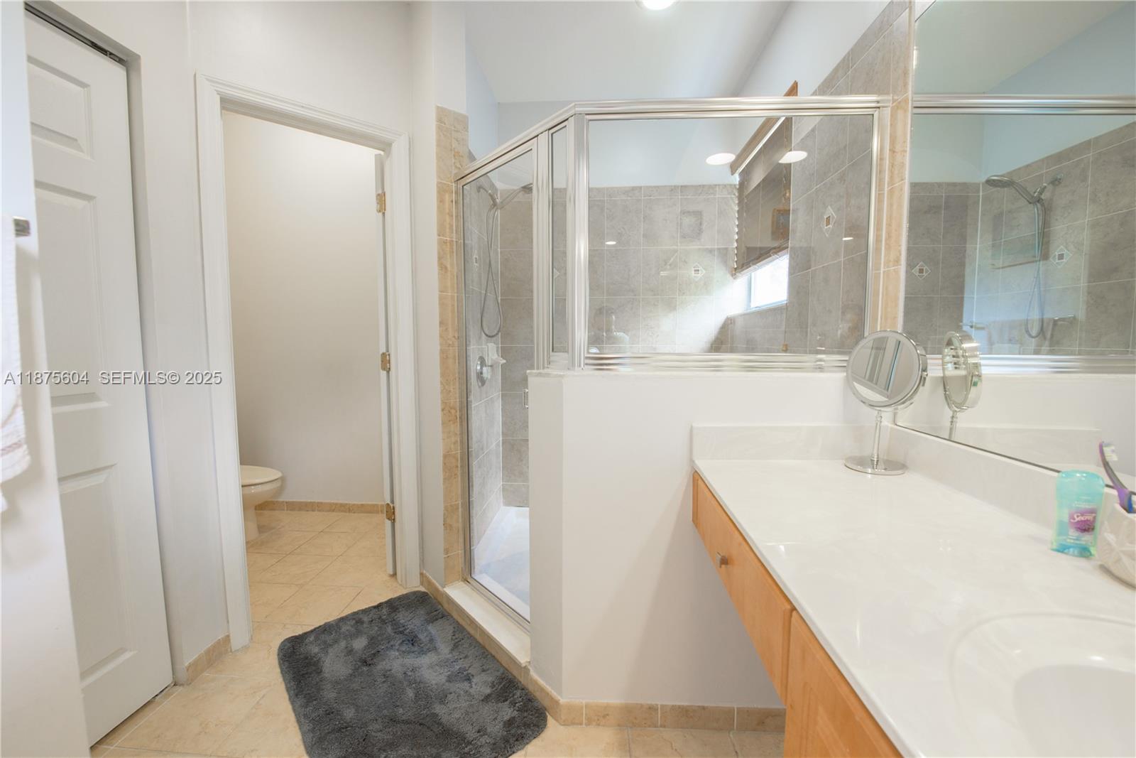 1316 Southeast 18th Terrace Homestead, FL 33035 - Photo 13 of 29 a bathroom with a tub sink and shower