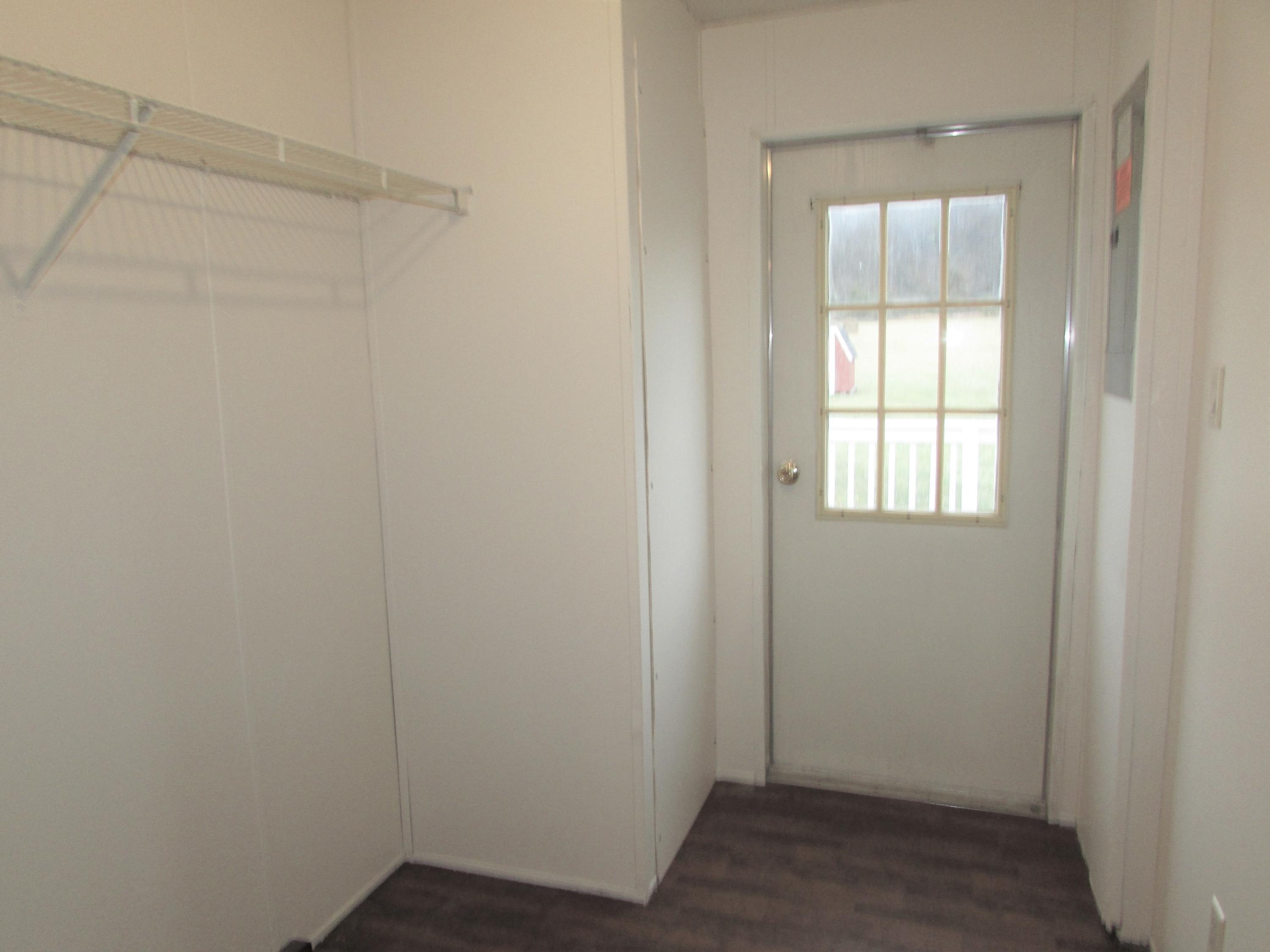 621 Snapps Ferry Road Kingsport, TN 37664 - Photo 14 of 28 IMG_4367