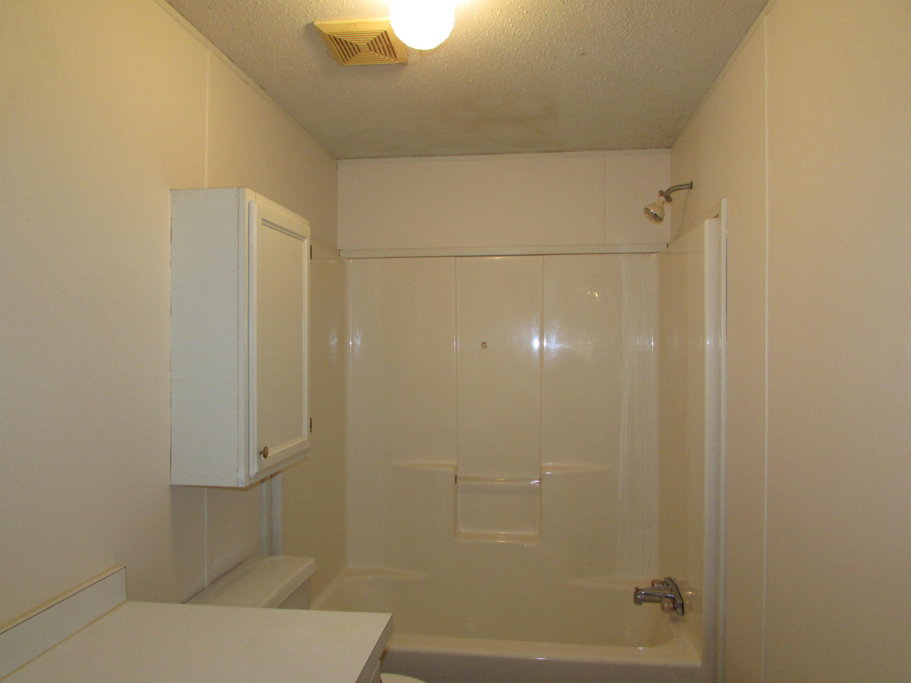 621 Snapps Ferry Road Kingsport, TN 37664 - Photo 19 of 28 IMG_4375