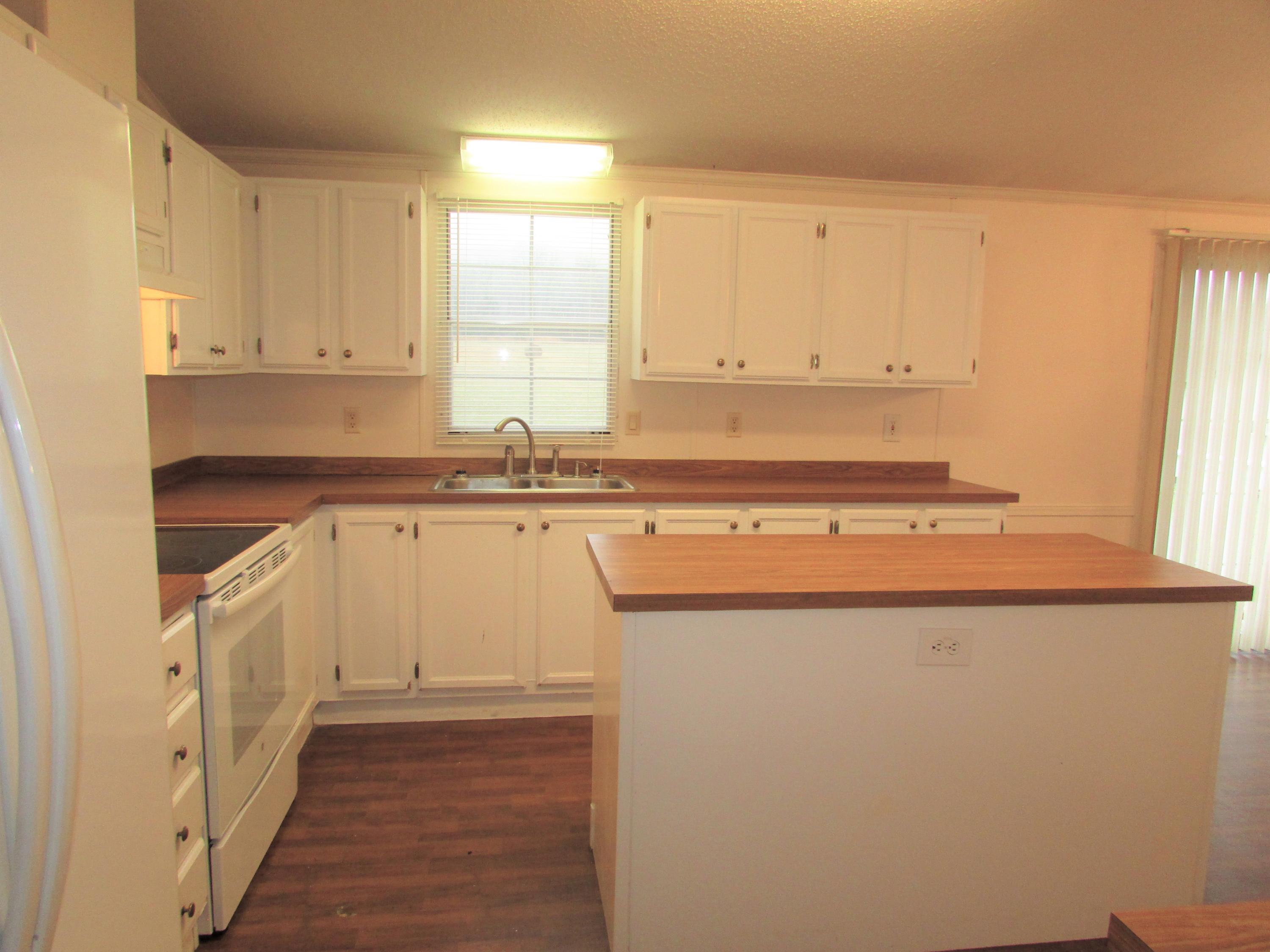 621 Snapps Ferry Road Kingsport, TN 37664 - Photo 26 of 28 IMG_4399