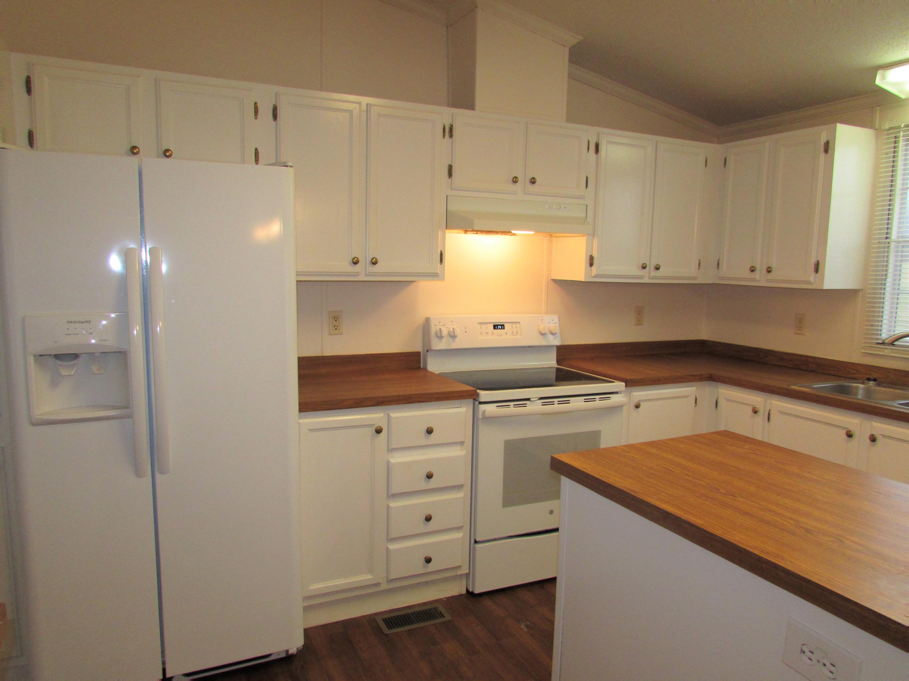 621 Snapps Ferry Road Kingsport, TN 37664 - Photo 27 of 28 IMG_4401