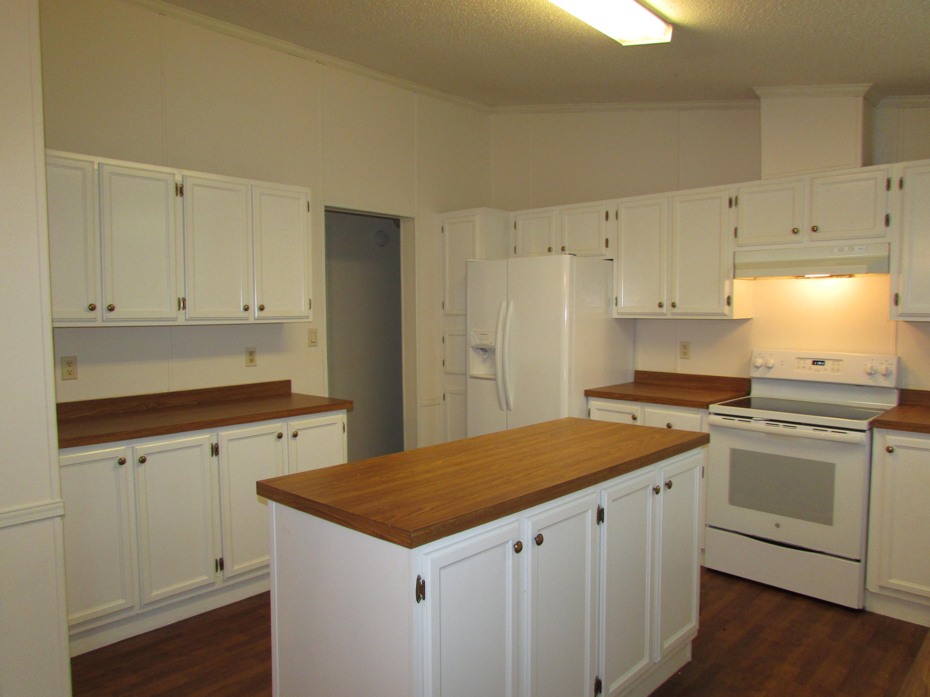 621 Snapps Ferry Road Kingsport, TN 37664 - Photo 28 of 28 IMG_4402