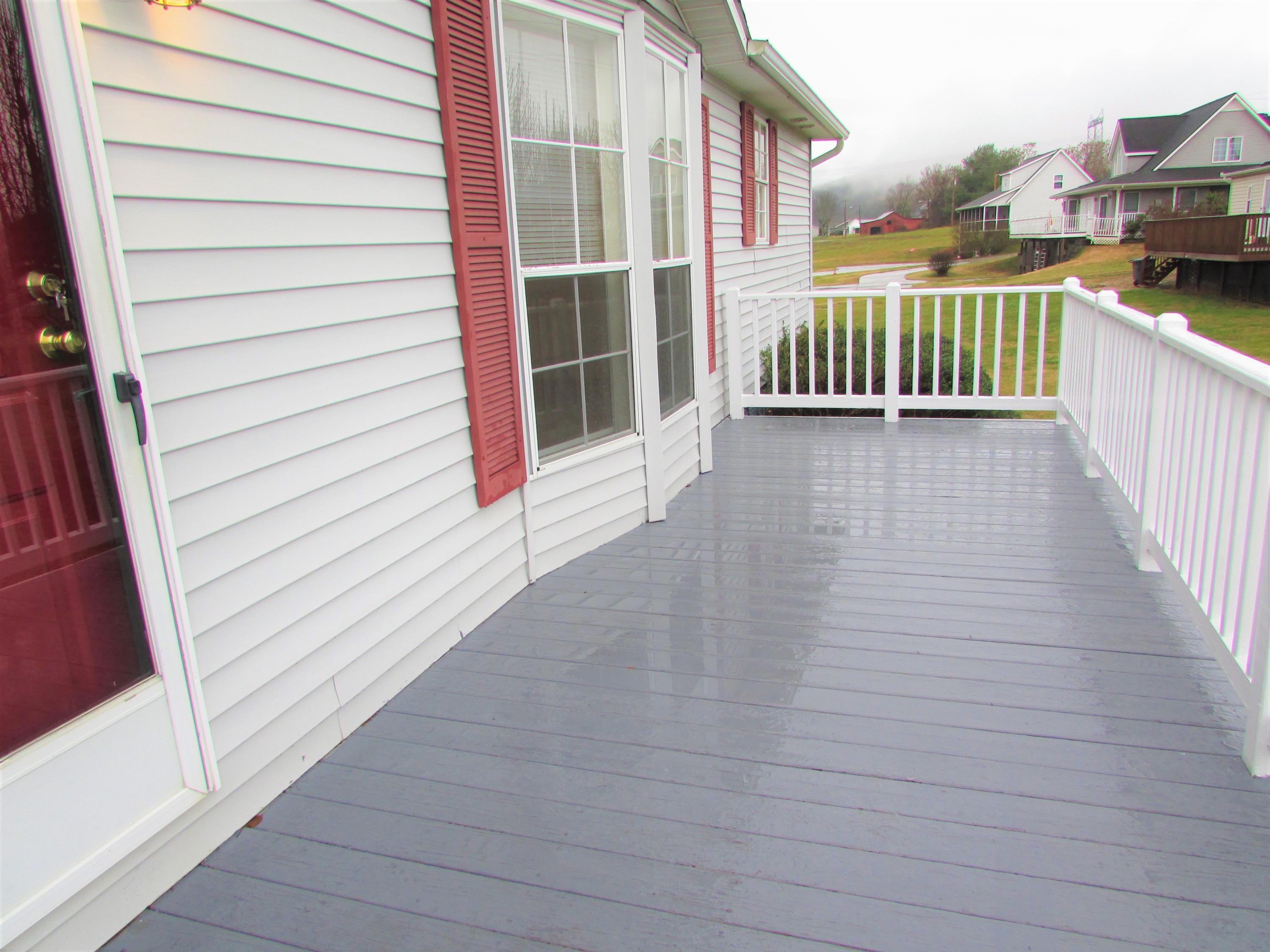 621 Snapps Ferry Road Kingsport, TN 37664 - Photo 10 of 28 IMG_4362