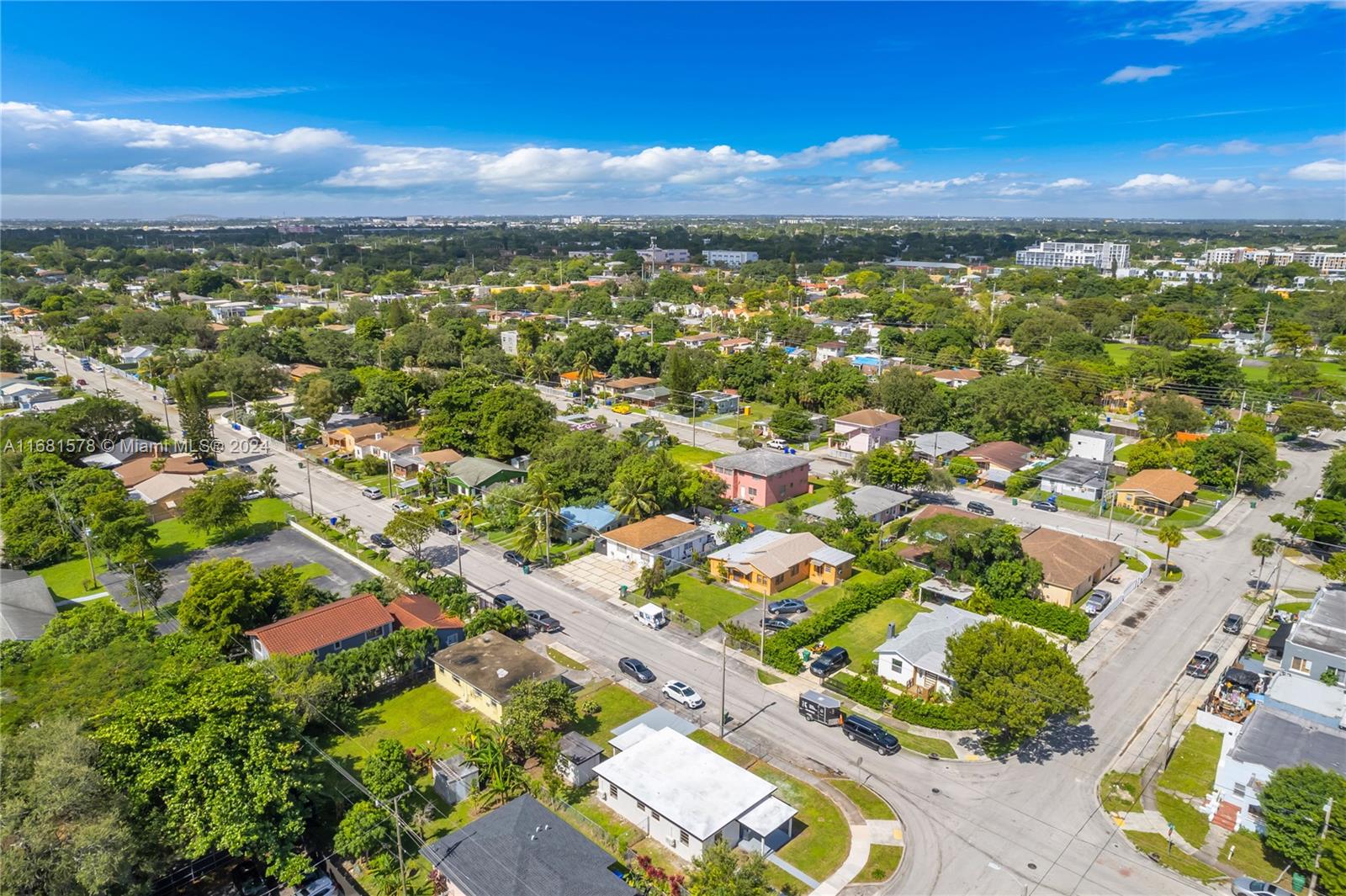 1400 Northwest 55th Street Miami, FL 33142 - Photo 32 of 33 view of city and green space
