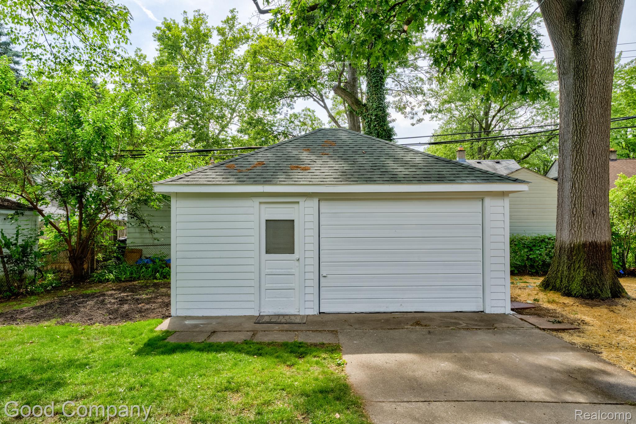 835 Allen Street Ferndale, MI 48220 - Photo 36 of 44 835 Allen St.-38.jpg