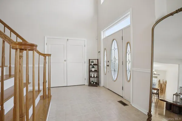 $785,000 | 3015 Molly Pitcher Drive, New Windsor, NY 12553