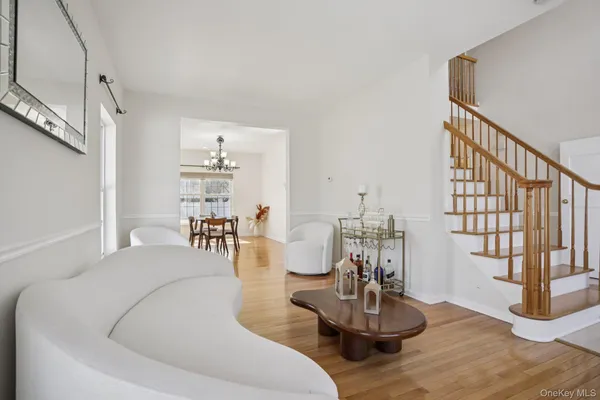 $785,000 | 3015 Molly Pitcher Drive, New Windsor, NY 12553