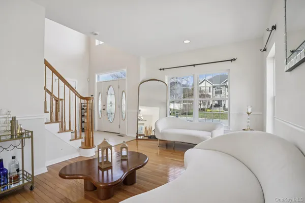 $785,000 | 3015 Molly Pitcher Drive, New Windsor, NY 12553