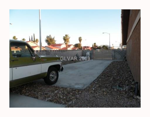 5518 West Viking Road Las Vegas, NV 89103 - Photo 5 of 12 Parking Lot. RV Gate with large area to park boat, RV or extra cars.