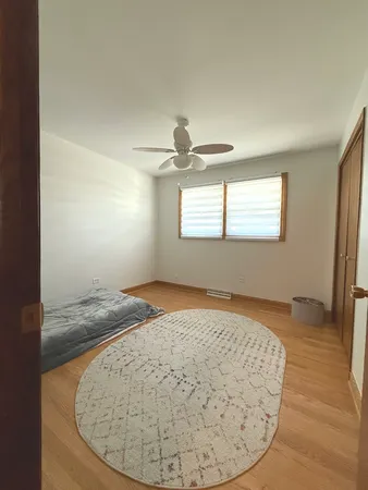 $2,950 | 6944 West 106th Place, Worth, IL 60482