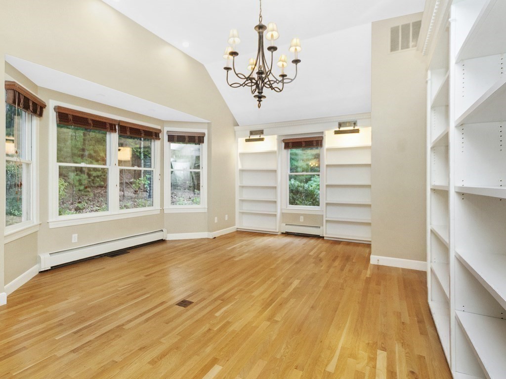 199 Concord Road Wayland, MA 01778 - Photo 12 of 32