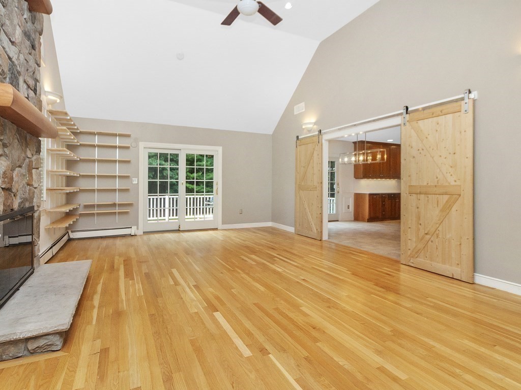199 Concord Road Wayland, MA 01778 - Photo 6 of 32
