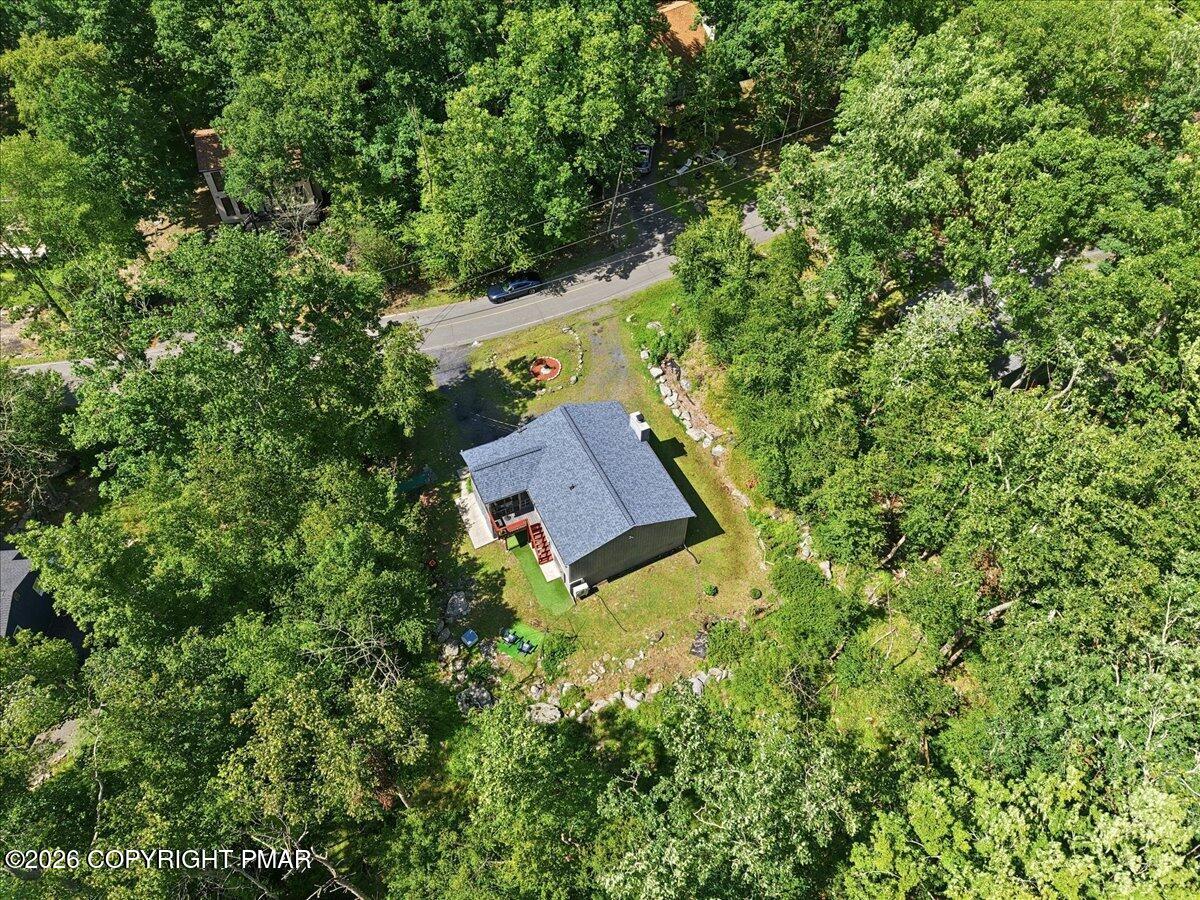 109 Stuart Place Bushkill, PA 18324 - Photo 41 of 52 51-058_dji_fly_20260803_152700_0764_1785
