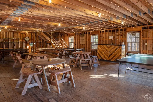 a view of house with a outdoor space