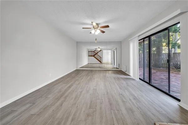 $1,950 | 2605 10th Court, Palm Harbor, FL 34684