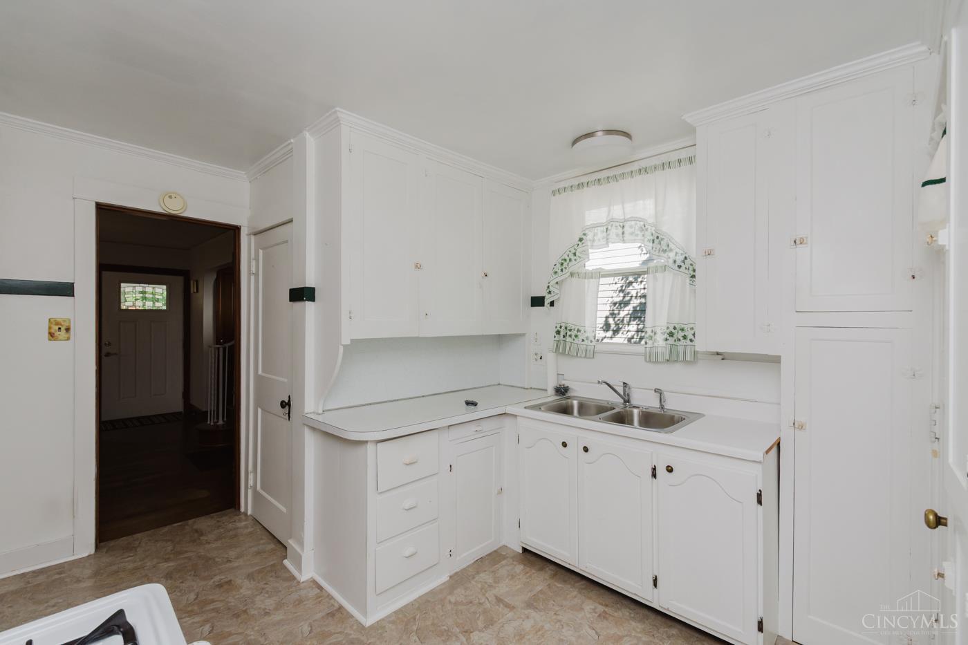 305 South Ridge Avenue Troy, OH 45373 - Photo 15 of 34 Gallery Image 15