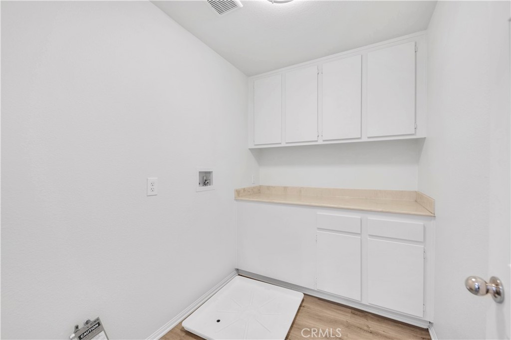 1984 Bronte Road San Jacinto, CA 92583 - Photo 22 of 30 a view of an empty room