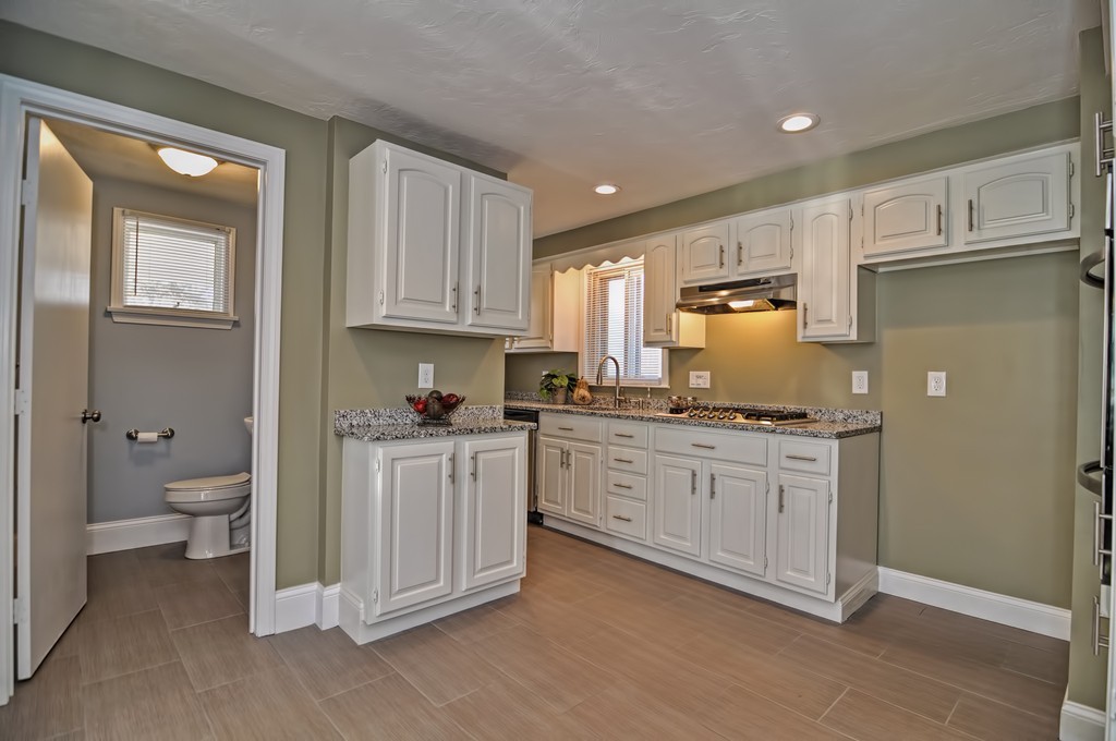 49 Circuit Road Winthrop, MA 02152 - Photo 11 of 28 Gallery Image 11