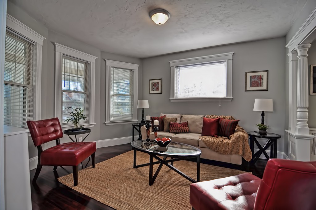 49 Circuit Road Winthrop, MA 02152 - Photo 4 of 28 Gallery Image 4