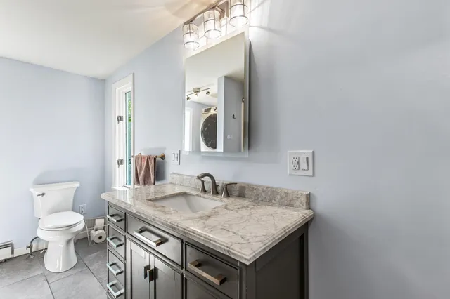 $365,000 | 1083 Roosevelt Trail, Windham, ME 04062