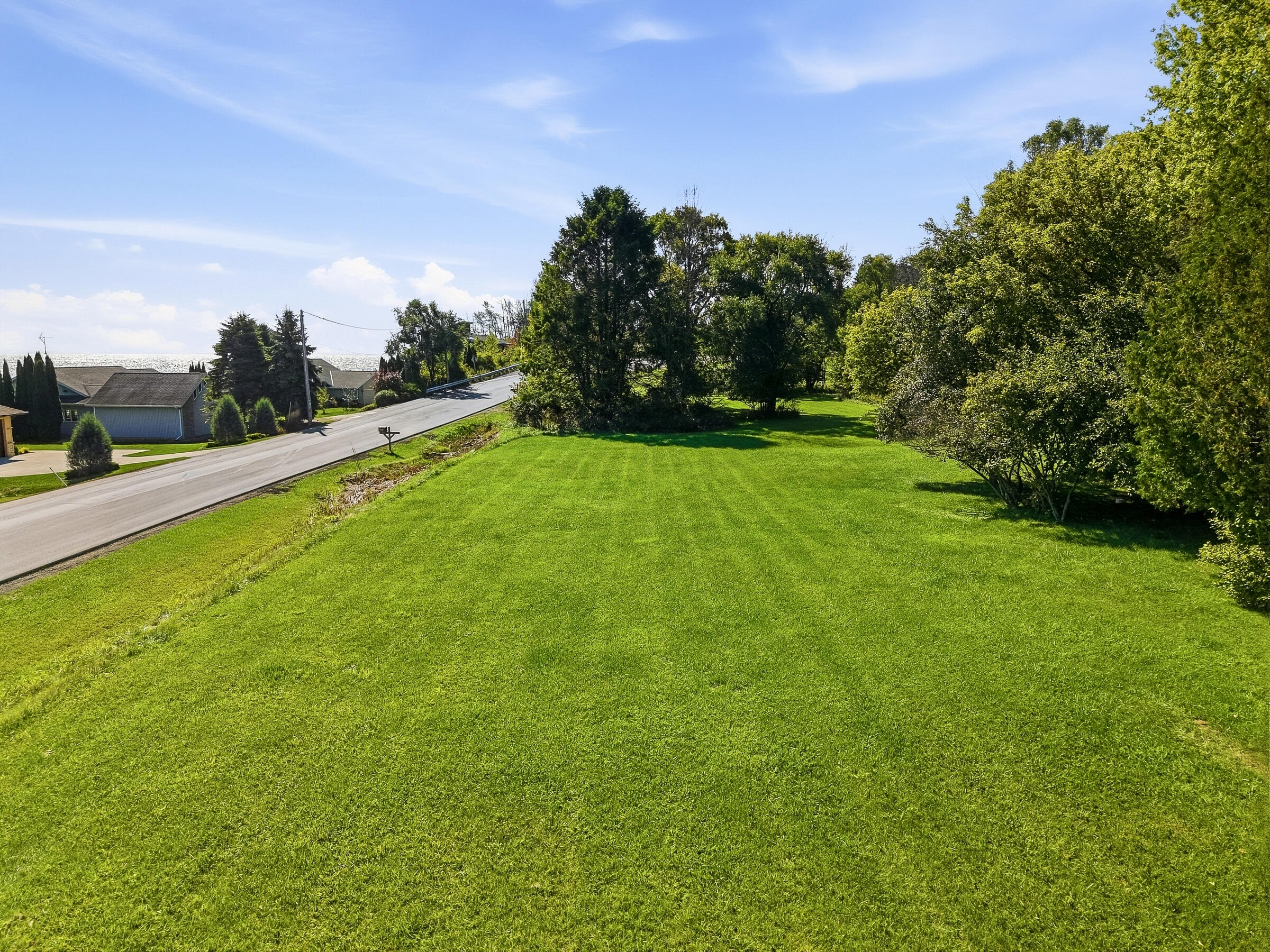 5-lts Lakeshore Road Cleveland, WI 53015 - Photo 12 of 17 Clevelandland-13