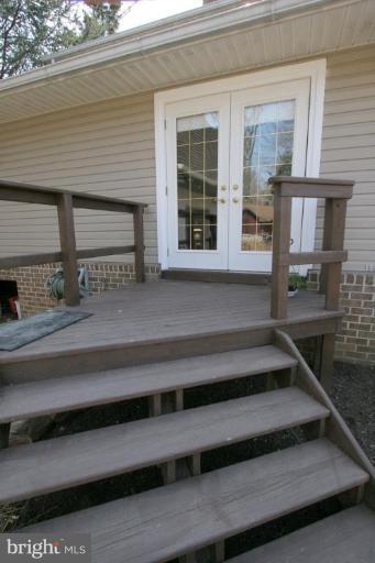 11905 Colin Road Silver Spring, MD 20906 - Photo 22 of 30 Deck