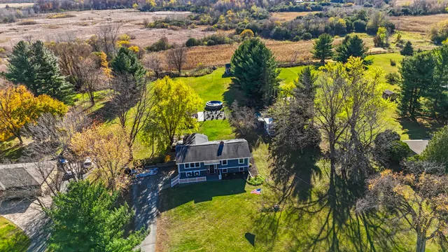 $499,900 | S47W24821 Lawnsdale Road, Waukesha, WI 53189