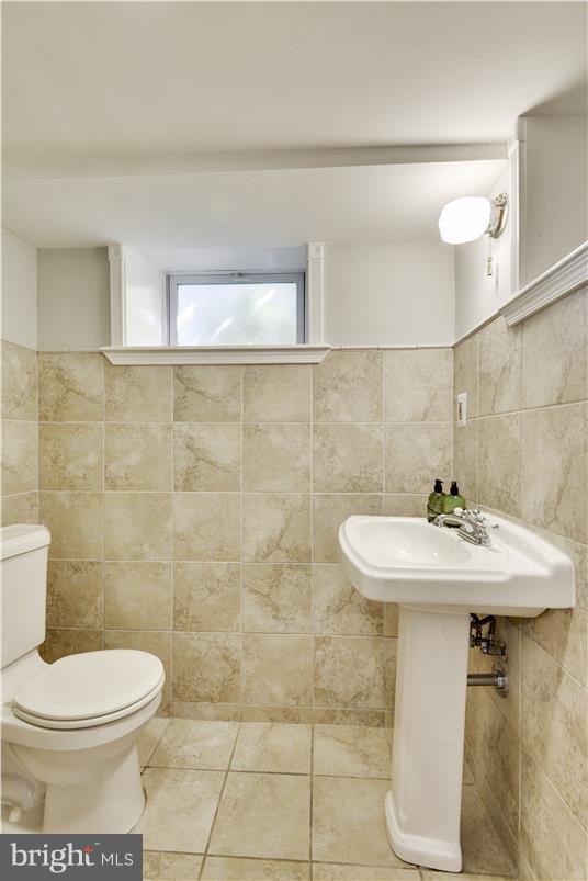 4732 24th Road North Arlington, VA 22207 - Photo 24 of 30 Basement Full Bath