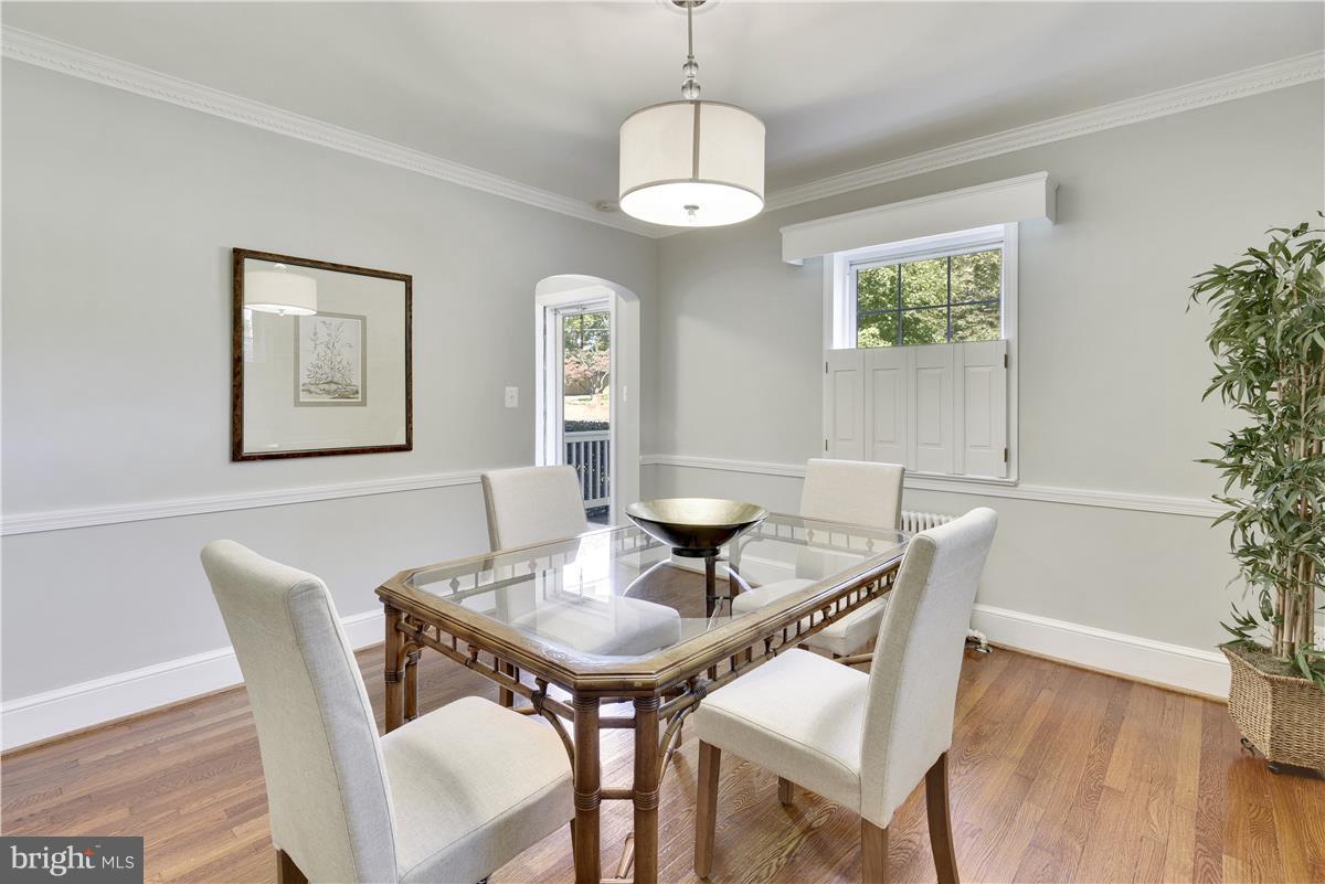 4732 24th Road North Arlington, VA 22207 - Photo 5 of 30 Dining Room