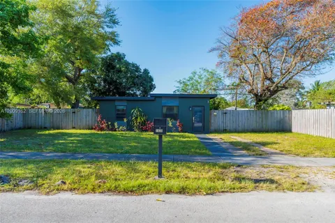 $415,000 | 1030 Northwest 141st Street, Miami, FL 33168