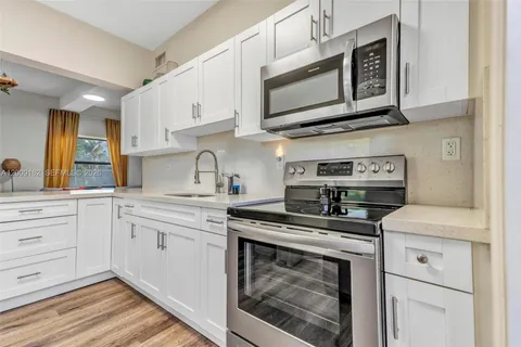 $415,000 | 1030 Northwest 141st Street, Miami, FL 33168